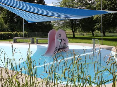Schwimmbad Grafenwisen